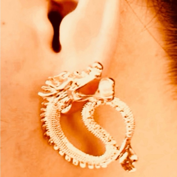 Chinese Dragon Pearl~ Loong Asian Zodiac Treasure Mythical Creature Monster Stud - Picture 10 of 16